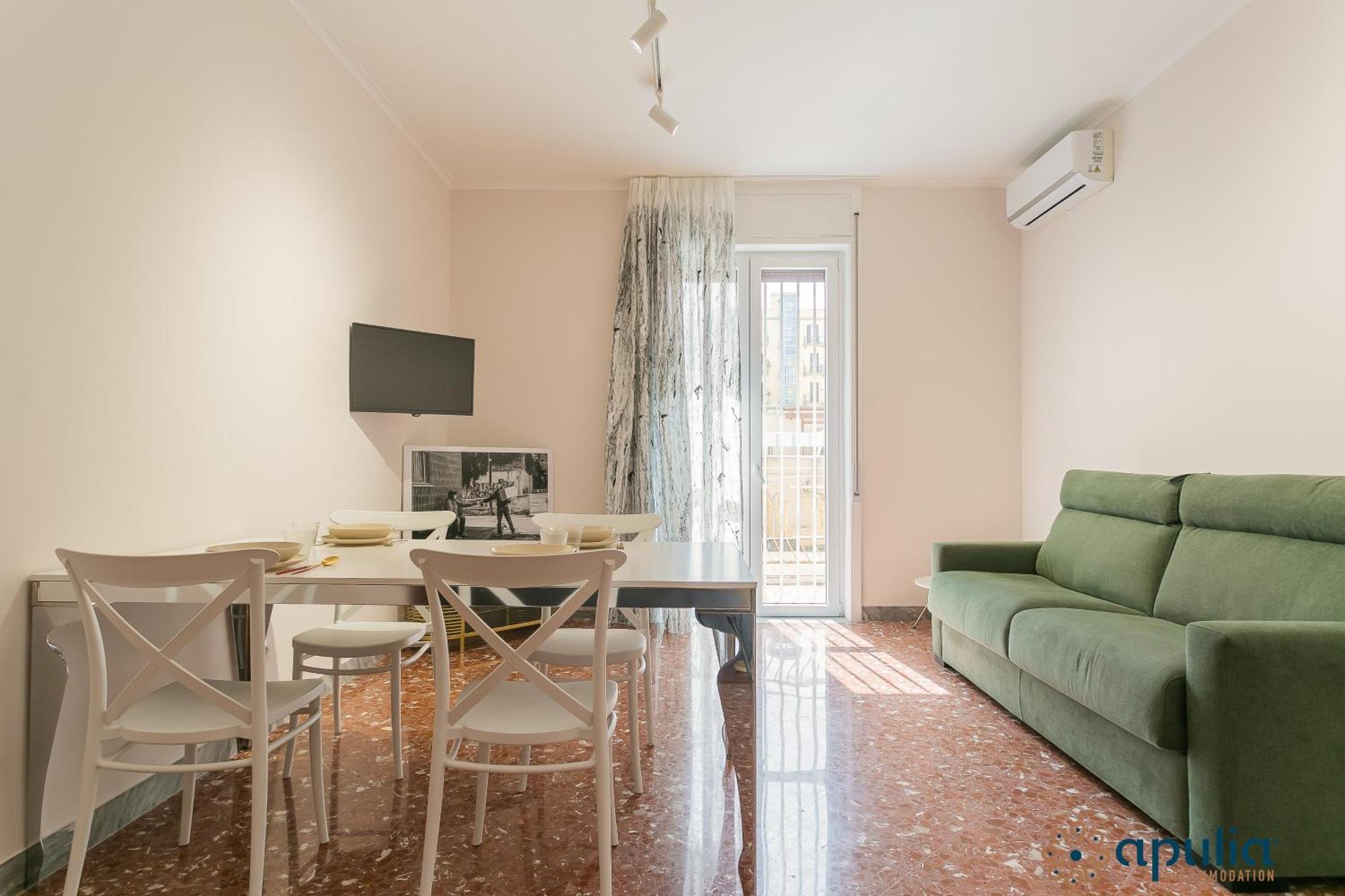 Crisanzio 80 Apartment Bari Bagian luar foto