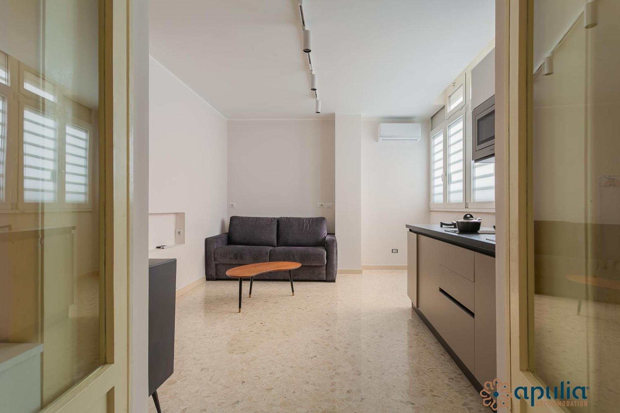 Crisanzio 80 Apartment Bari Bagian luar foto