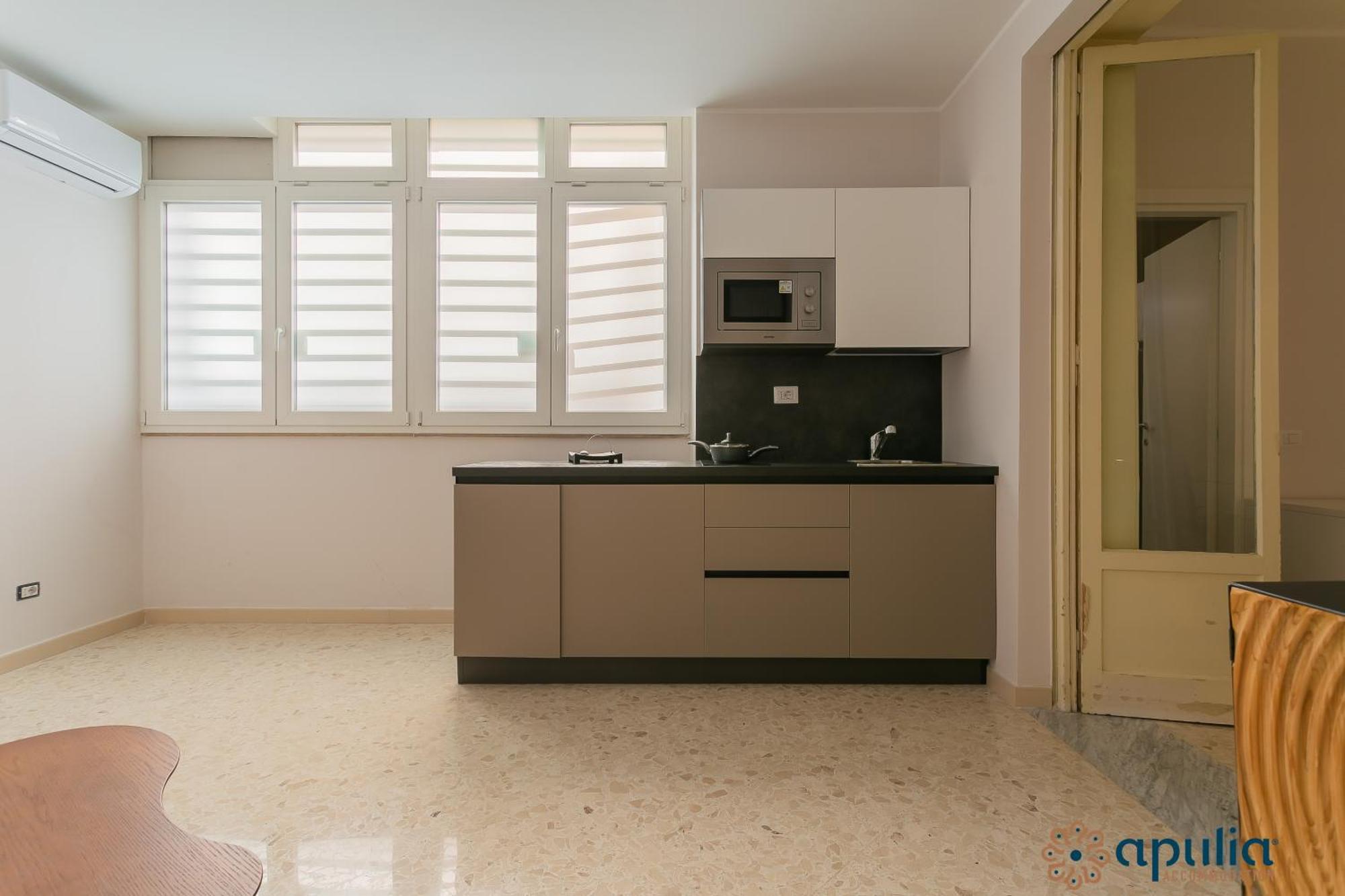 Crisanzio 80 Apartment Bari Bagian luar foto