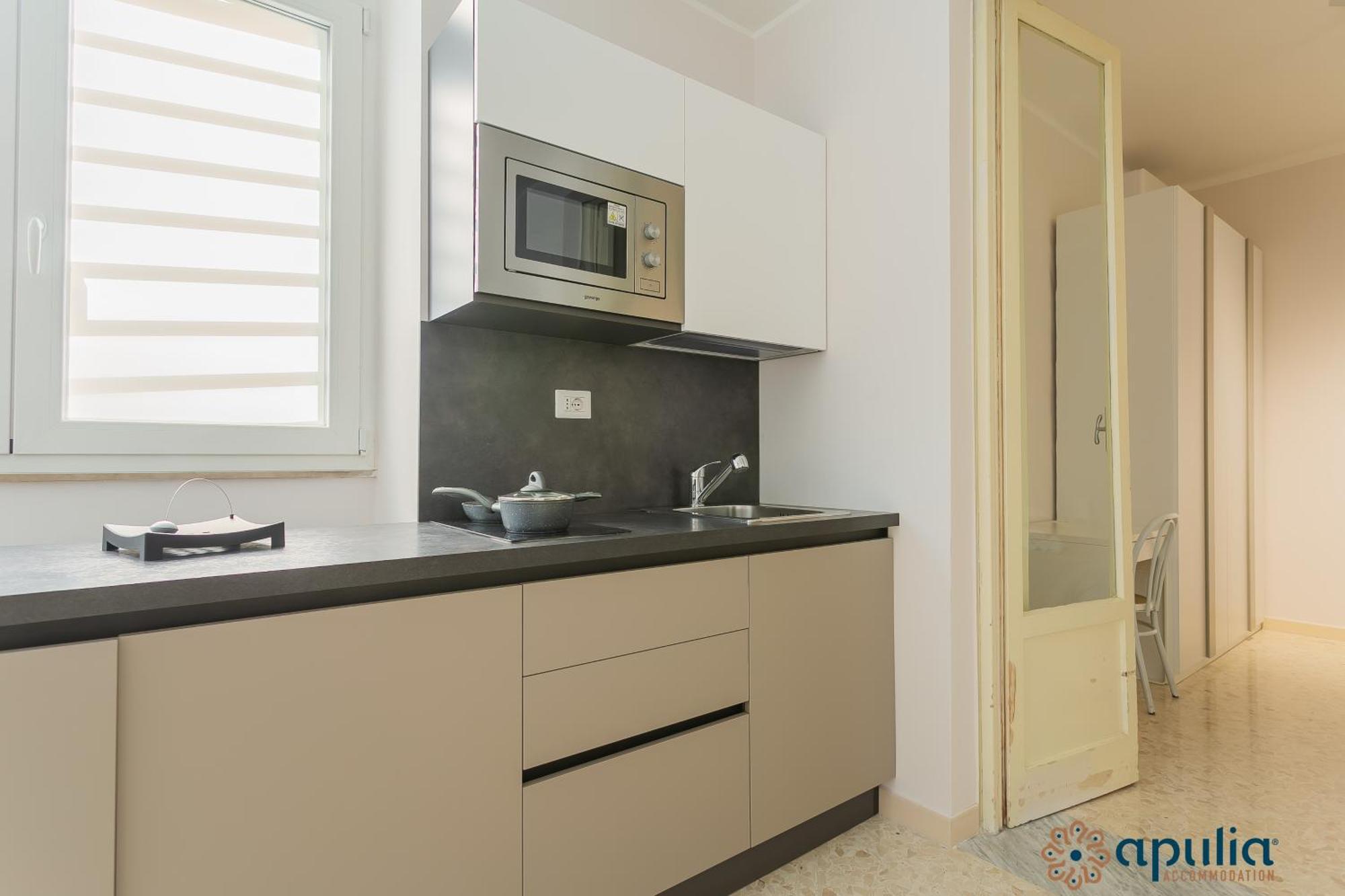 Crisanzio 80 Apartment Bari Bagian luar foto